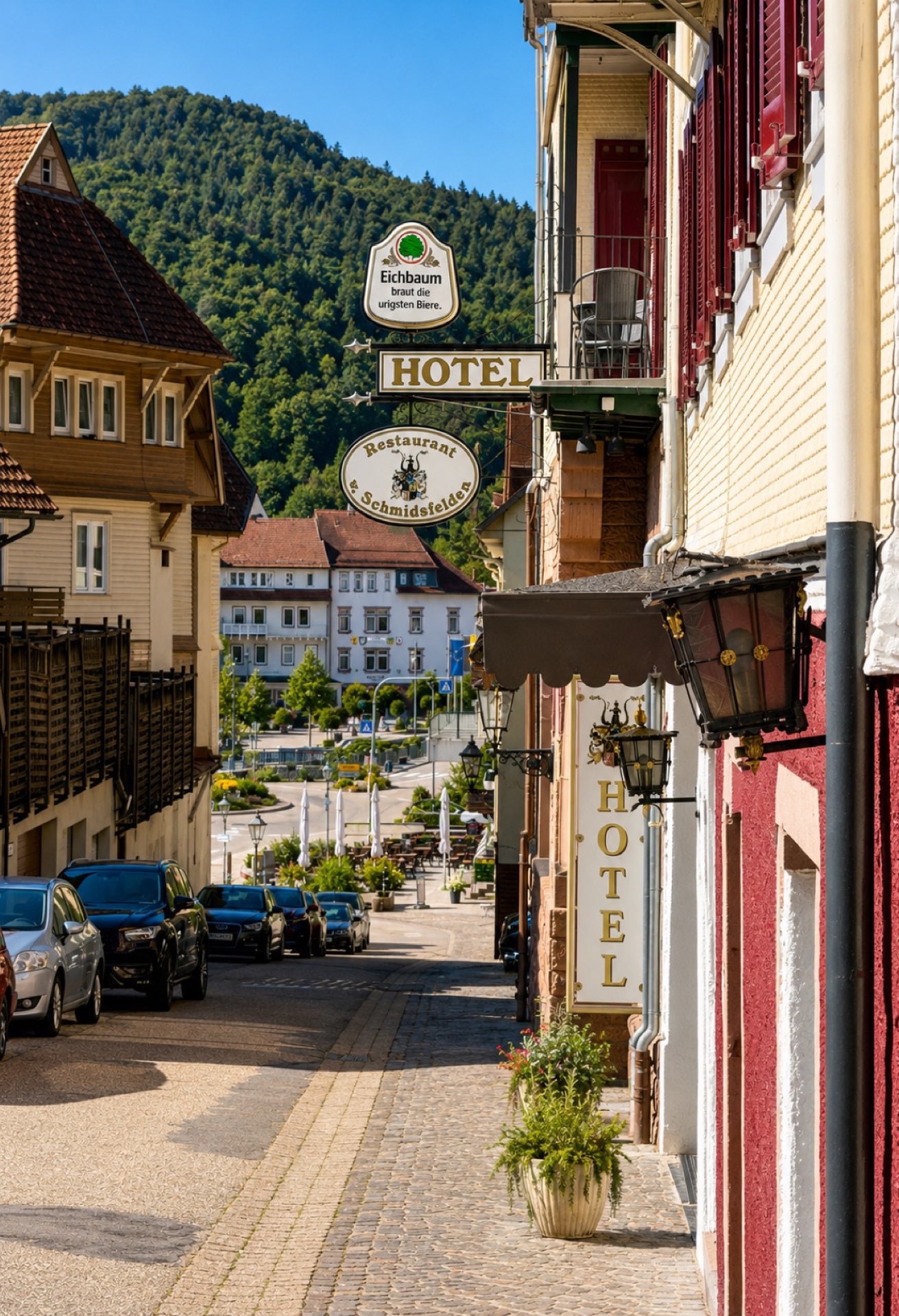 Hotel Straßenansicht